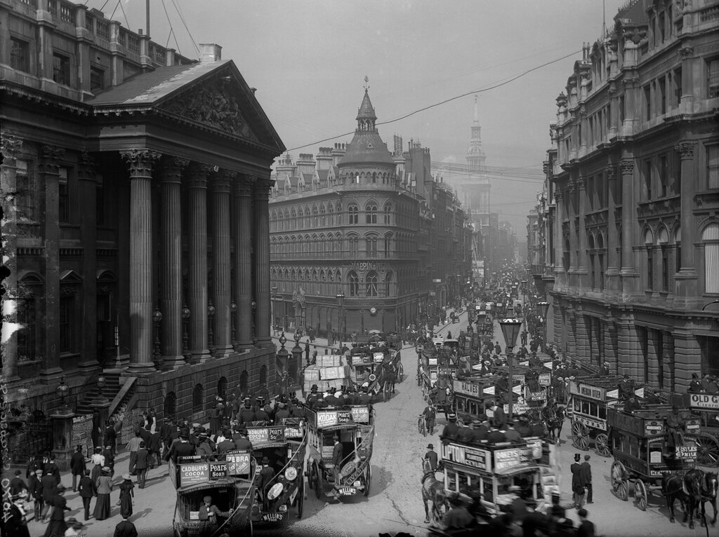 Конные повозки в Лондоне в 1899 году. Фото ... Рейнхольд Тиле / Тиле, Getty Images