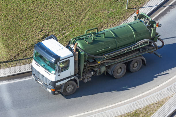 Топливо необходимо доставить до места хранения и впоследствии развести по АЗС