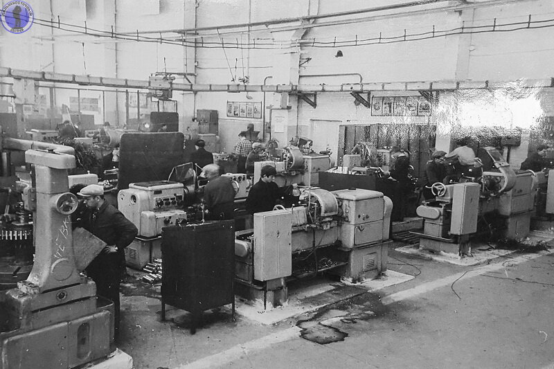 рмк михеевский гок. они озарялись новыми победами возрожденных цехов. одесский авторемонтный завод. авторемонтный завод тверь 90-е. 46 авторемонтный завод одесса.