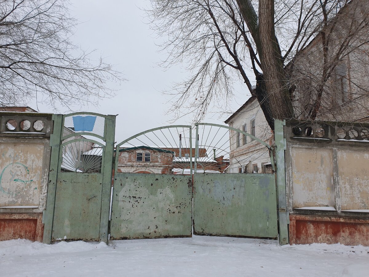 Здание первого военного комиссариата Балаково, которое охраняется  Государством | Червонец | Дзен