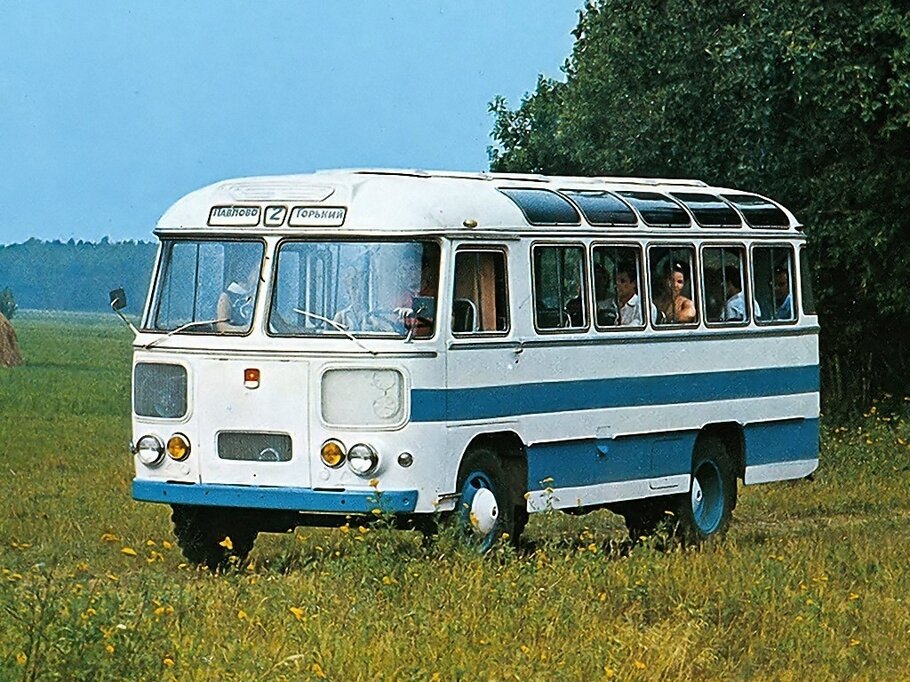История создания автобусов модели ПАЗ в СССР. Какие изменения были у этого транспорта и за что его хвалили граждане