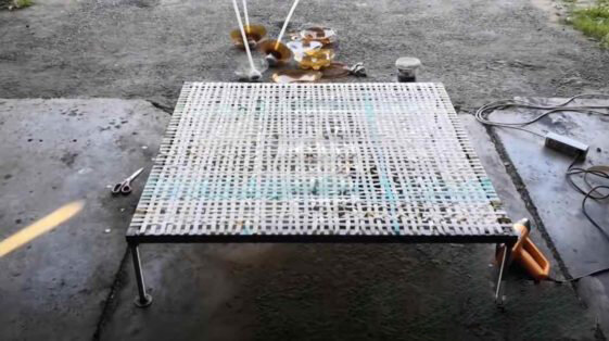 Готовый вариант батута из пластиковых бутылок!