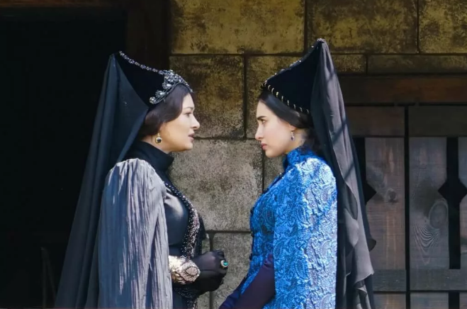 Кадр из сериала Великолепный век Империя Кесем, бои без правил начались!