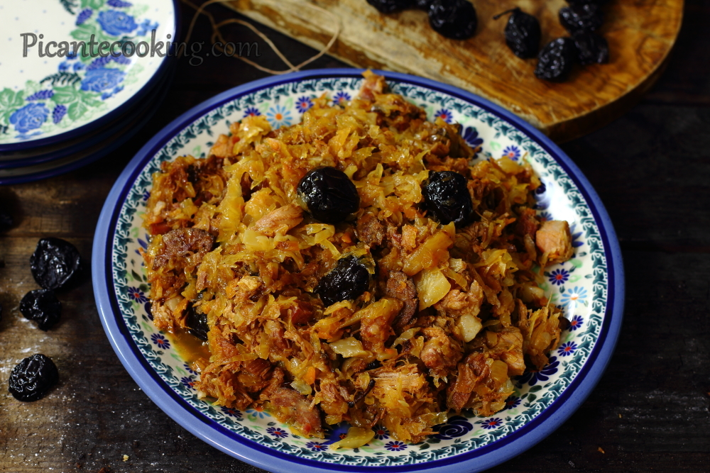 Бигос. Источник: picantecooking.com