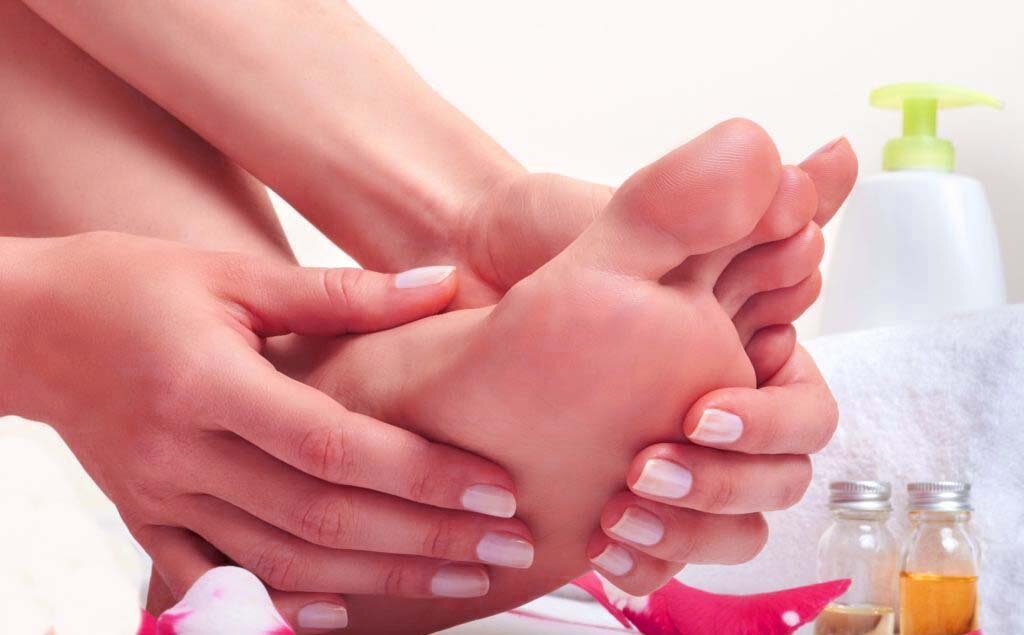 Фото с сайта https://badhairs.ru/raznoe/pravilnyj-uhod-za-kozhej-nog