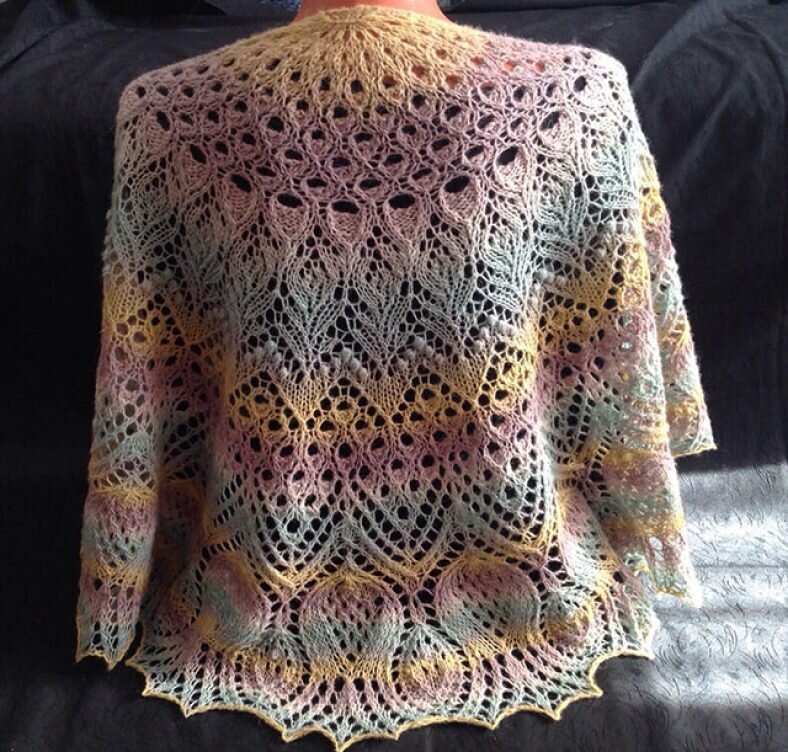 Шаль спицами  «Шотландский чертополох»