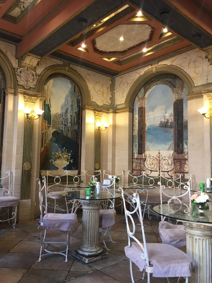 Кафе «Venezia», все фото в статье автора, (кроме тех, где указан другой источник)