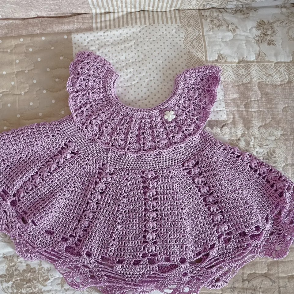 от Natasha Giannelou из г. Афины. " Ниточка Coco на девочку до 12 мес. крючок 2 ушло где-то 120-130 гр."