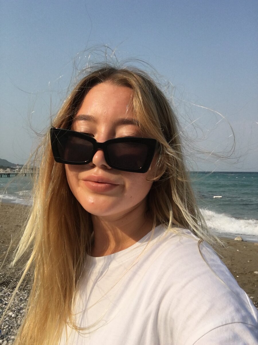 Instagram: black_chock