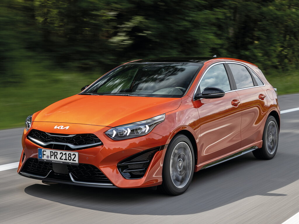 Kia Ceed 2021 и кросс-версия XCeed