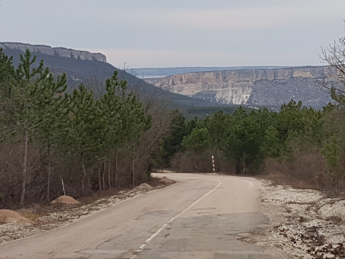 Высокогорное село в шикарных местах. Инфраструктуры - 0, а приезжих всё  больше. Чем так манят эти места? Про цены на дома. | Добрый Крым. | Дзен