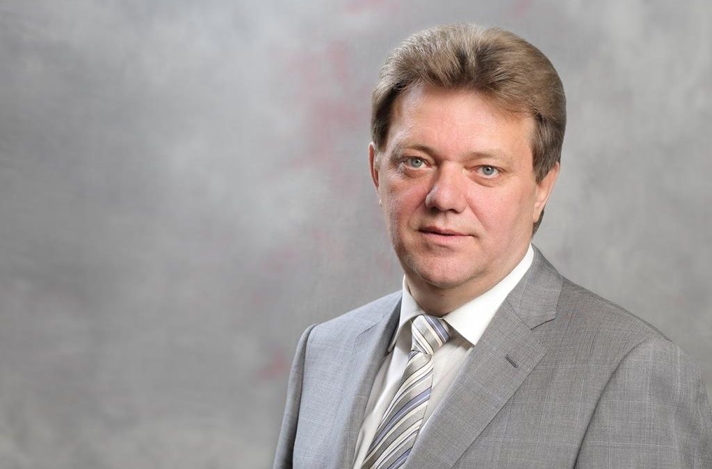 Очередной мэр единоросс, получил срок. В чем смысл от таких назначений, если потом сажают.1