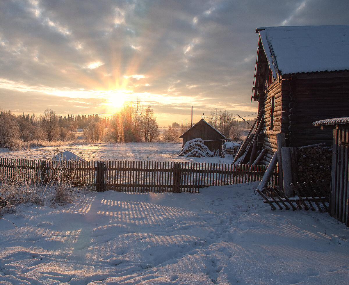 Рассвет в деревне фото