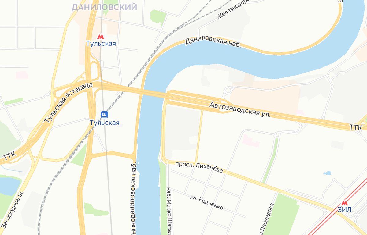 Новоданиловский проезд и проспект Лихачёва на современной карте Москвы. Сюда так и просится мост. Яндекс.Карты.