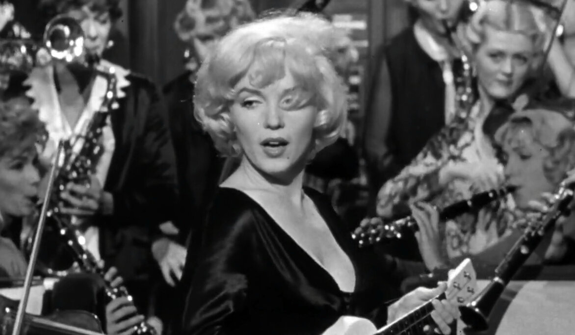 Кадр из кинофильма "В джазе только девушки", 1959 г., режиссер Билли Уайлдер, сценаристы Билли Уайлдер, И.А.Л. Даймонд, Доан Харрисон, композитор Адольф Дойч. Скриншот кадра для иллюстрации