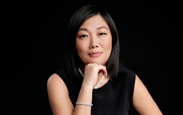 Татьяна Владимировна Бакальчук  – основательница и генеральный директор международного  интернет-магазина Wildberries. В 2019 году Татьяна Владимировна стала  богатейшей женщиной России. Forbes оценивает состояние Бакальчук в $1млрд.