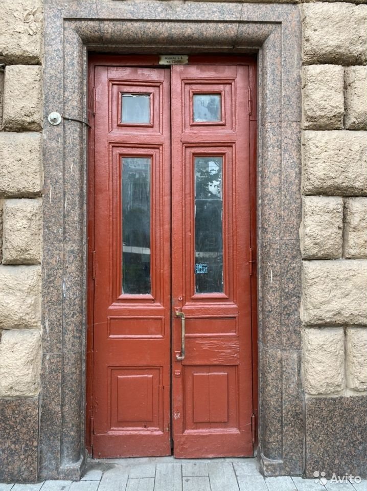 Источник: https://www.avito.ru/moskva/remont_i_stroitelstvo/dveri_2030736859?utm_campaign=native&utm_medium=item_page_ios&utm_source=soc_sharing