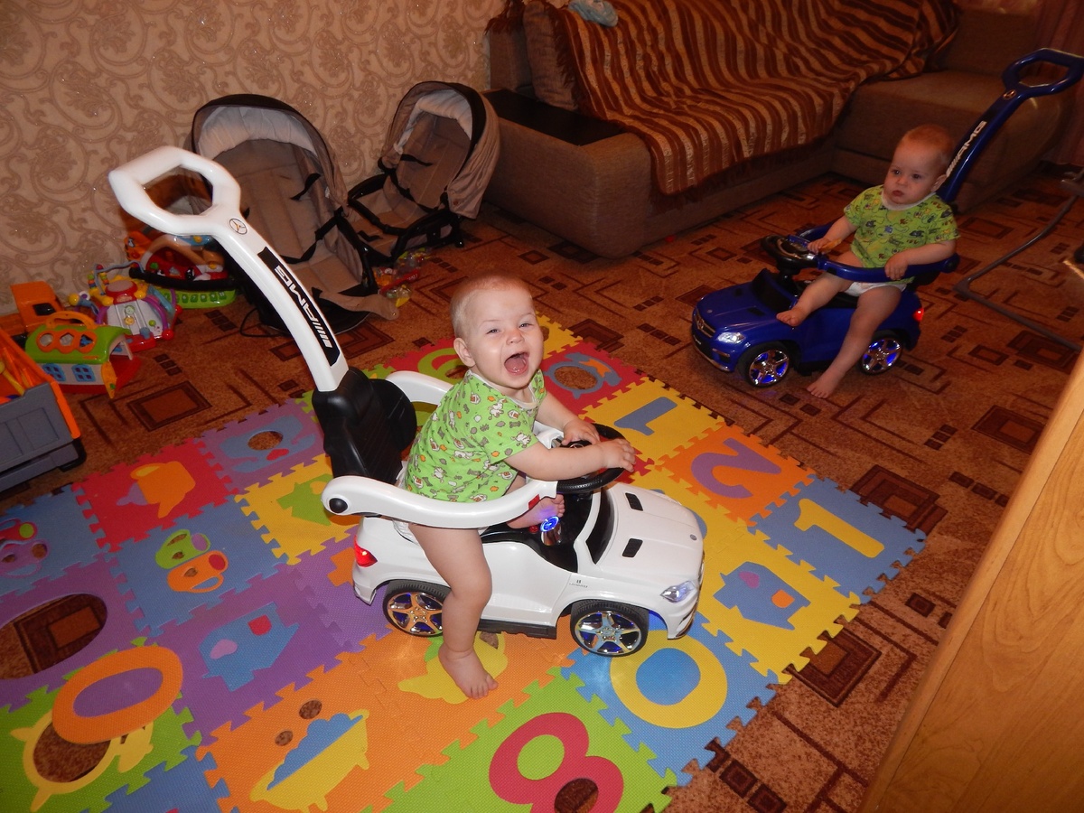 Машинки-каталки