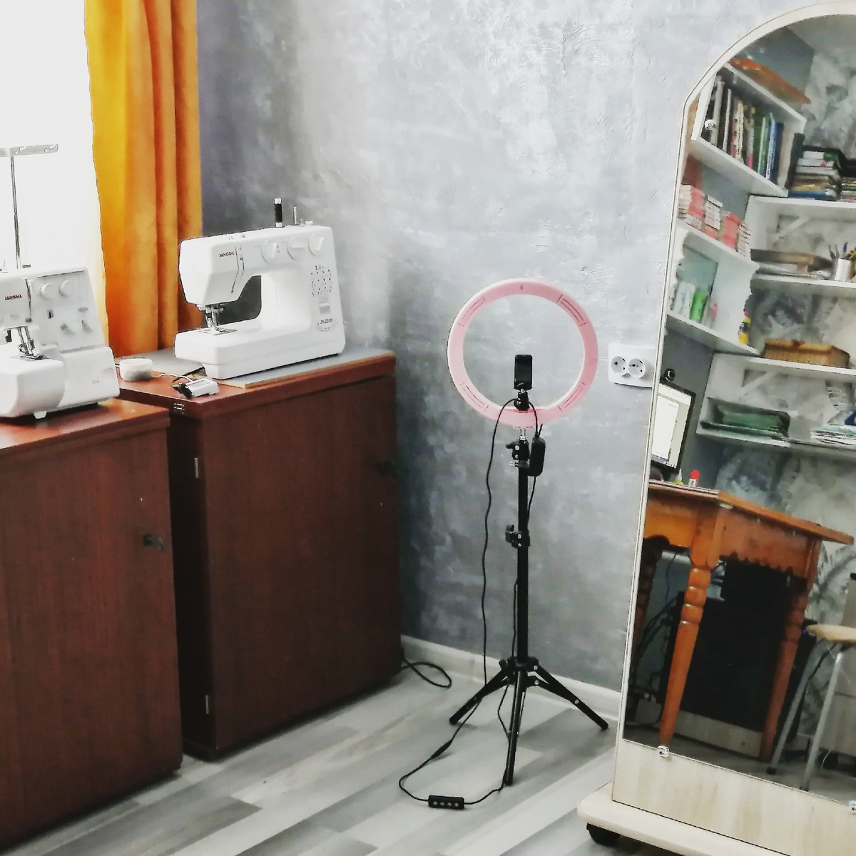 Так выглядит мой душевный уголок) 