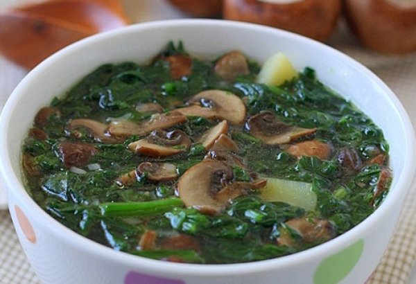 Рецепт дня: чечевичный суп с грибами