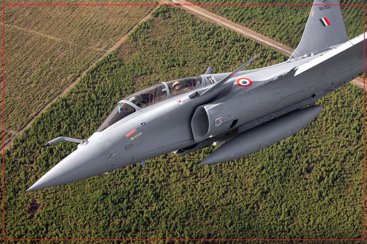 Первоначальный контракт предусматривает продажу для нужд ВВС Индии 36-ти французских истребителей. Общая стоимость этой покупки для Индии составит 7,87 млрд евро. 