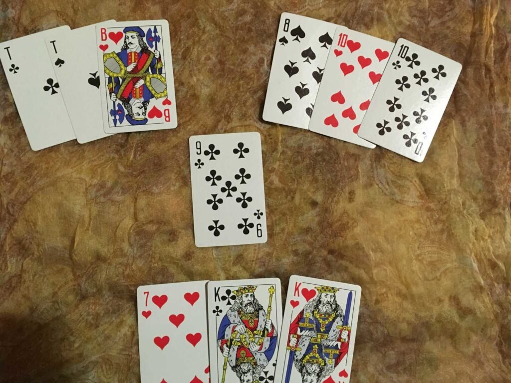 Карта туз черви. Карты значение. Значение карт. Туз бубен король пик дама треф. Перевернутая карта треф.