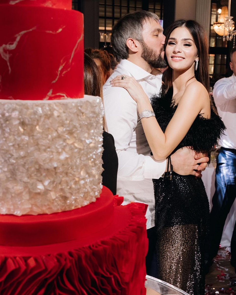 Александр Овечкин и Настасья Шубская. Фото: instagram.com/nastyashubskaya