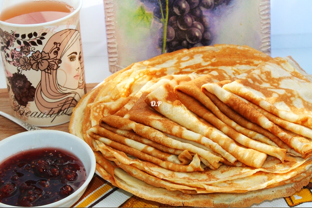 Блинчики с пылу с жару 360г. Тонкие ажурные блинчики на молоке. Жар блин. Блины на молоке. Пережаренные блины.