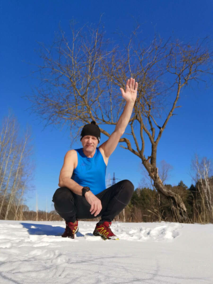 Морозный солнечный день хорош для воздушных ванн.