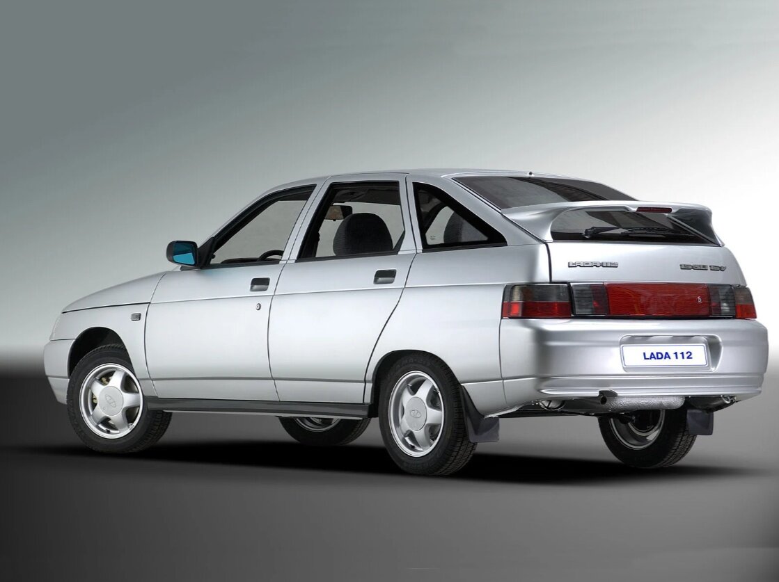 ВАЗ-2112