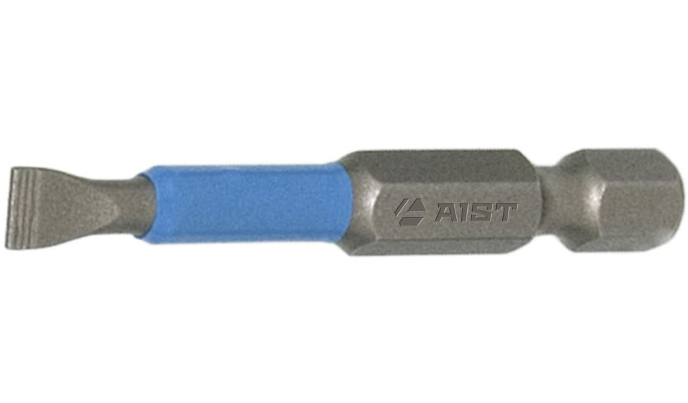 Вот так выглядит бита. Она нужна для вкручивания или выкручивания саморезов