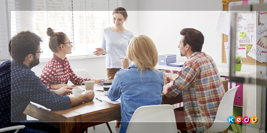  Designed by gpointstudio/freepik