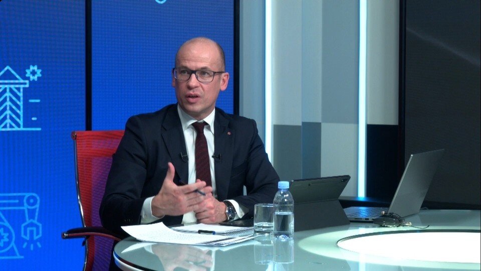     Фото: скриншот видео прямого эфира