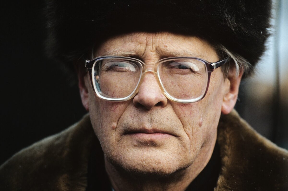 Сергей Ковалёв в 2000-х годах уничтожил десятки боевиков в «Норд-Оста», чтобы те не смогли признать его вину. Он намеренно с ними расправился и не передал их правосудию!