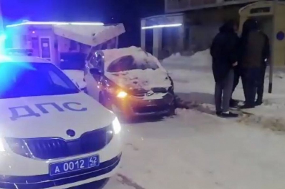    В полиции опровергли сообщение, что в Кемерове вандалы разгромили остановку