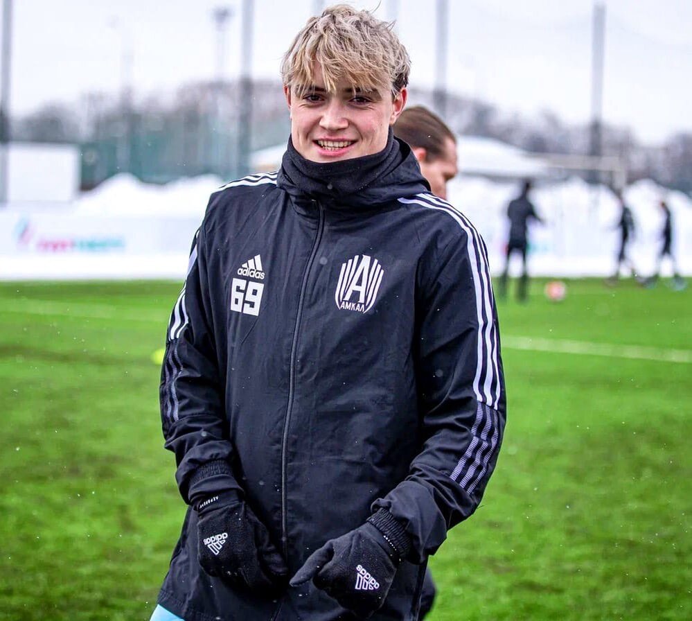 Михаил Прокопьев футболист