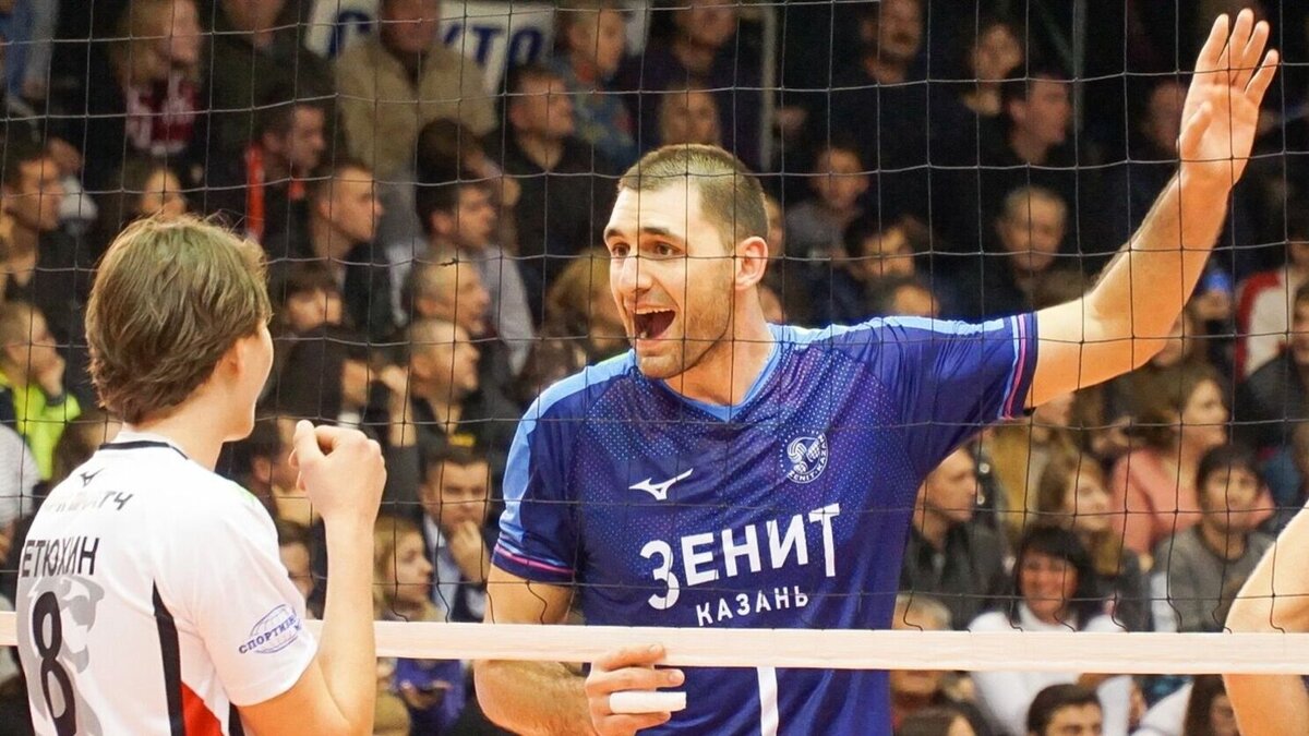     Казанский «Зенит» обыграл в матче 15-го тура чемпионата России краснодарский «Енисей». Гостевая встреча закончилась со счетом 3:1.