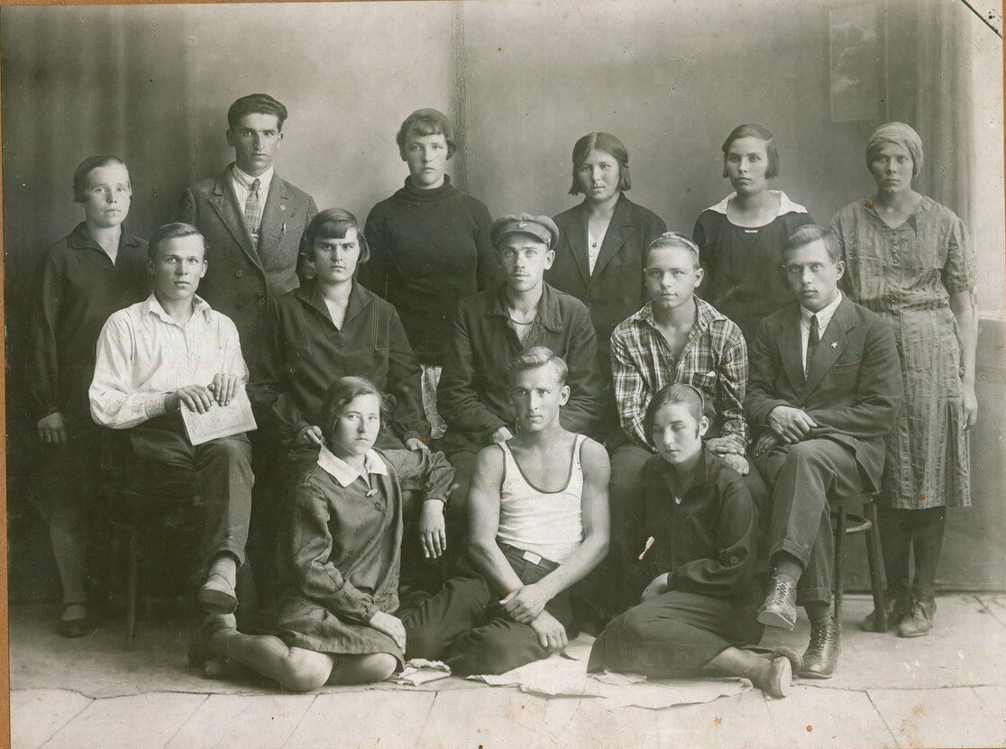 Фотография была сделана в первые годы советской власти 1917 1920 экономическая политика нэп