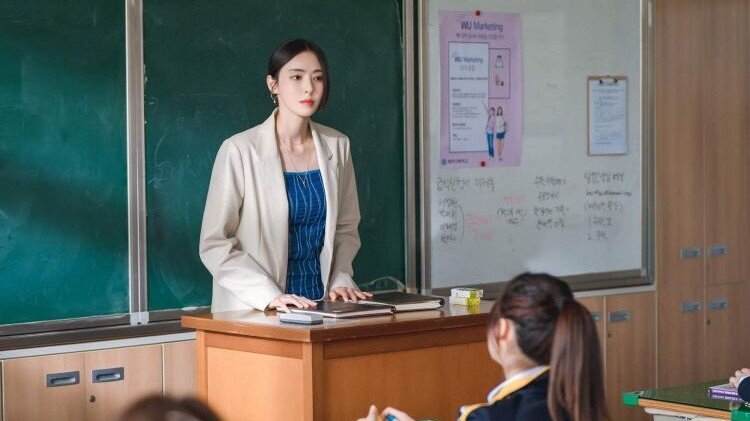 Стоп-кадр 3-й серии. Вон Ми Хо, учитель школы Тамра на о. Чеджу