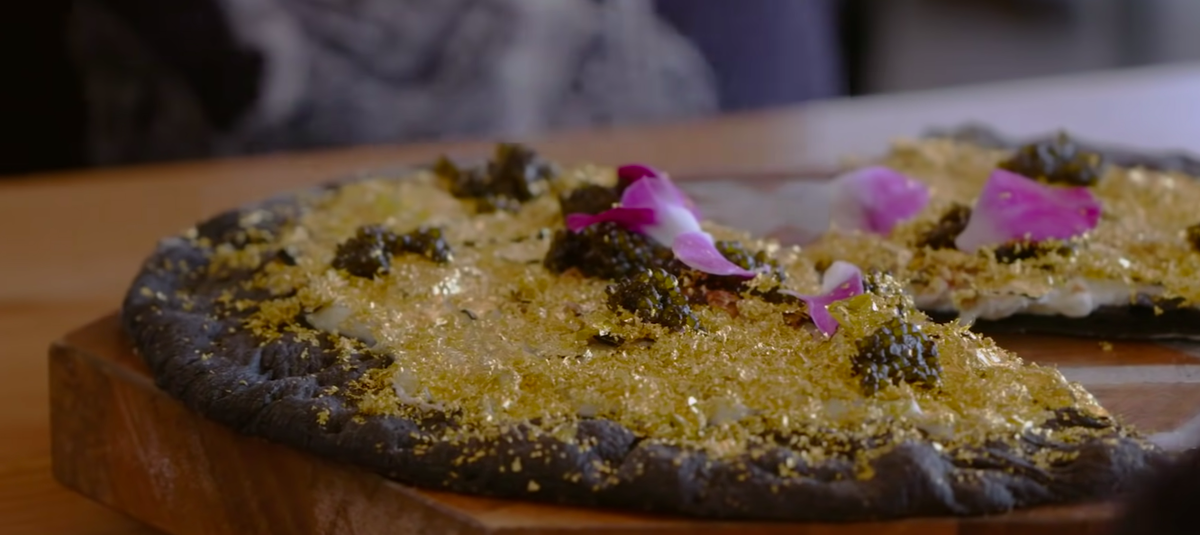 Пицца стоимостью 2 тысячи долларов...