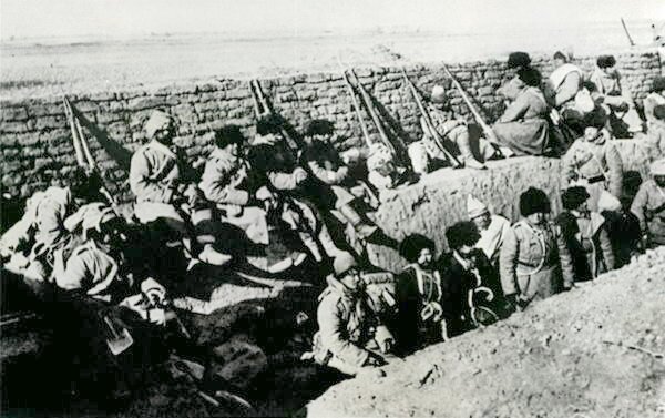 Русские солдаты в окопах. Японская война 1904—1905 года. Источник: Википедия.