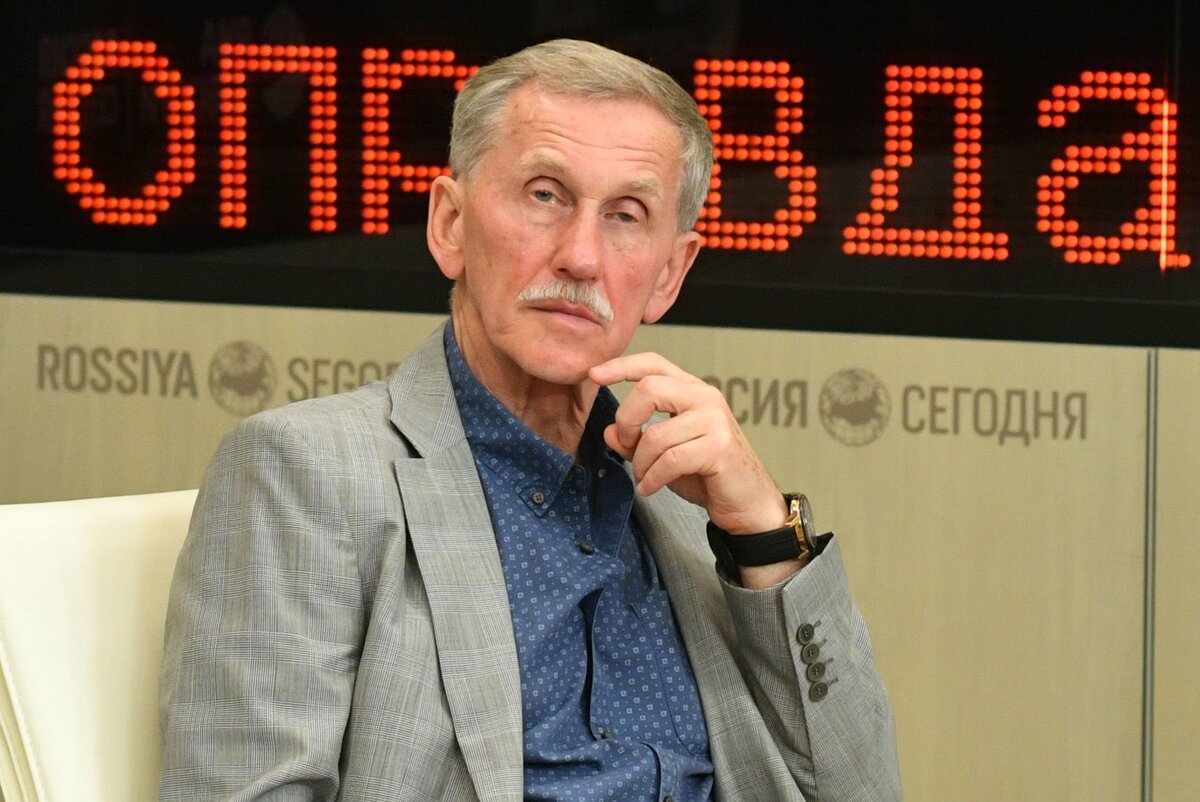 РИА Новости / Старший научный сотрудник Института мировой экономики и международных отношений им Е.М. Примакова Российской академии наук (РАН) Владимир Оленченко во время пресс-конференции на тему: "Безопасность в Восточной Балтике"