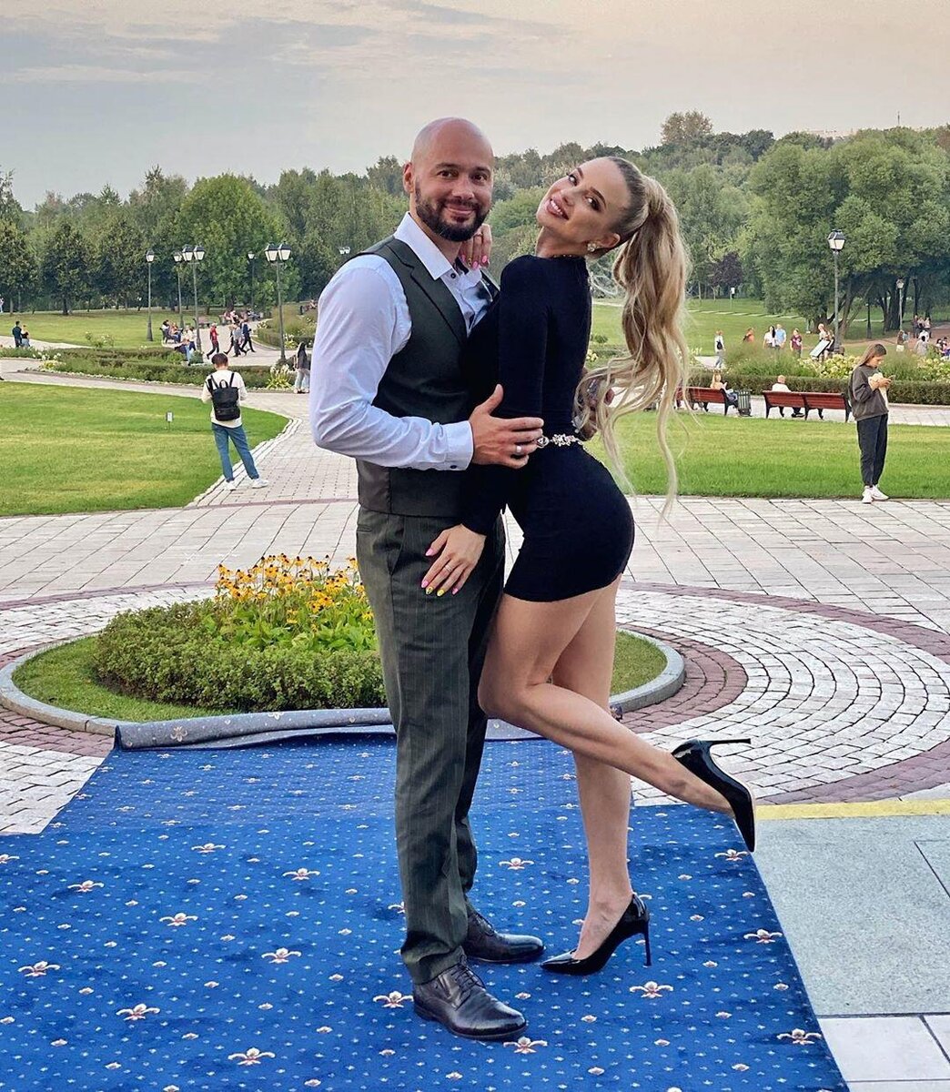    Андрей и Кристина Черкасовы