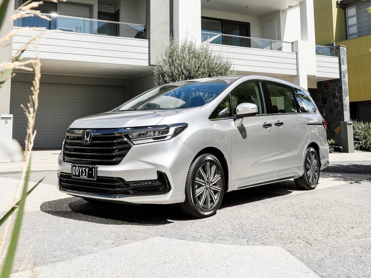 В нашей стране появились новые минивэны Honda Odyssey | UsedCars | Дзен