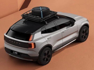    Компактный электрокроссовер Volvo EX30 получил просторный салон