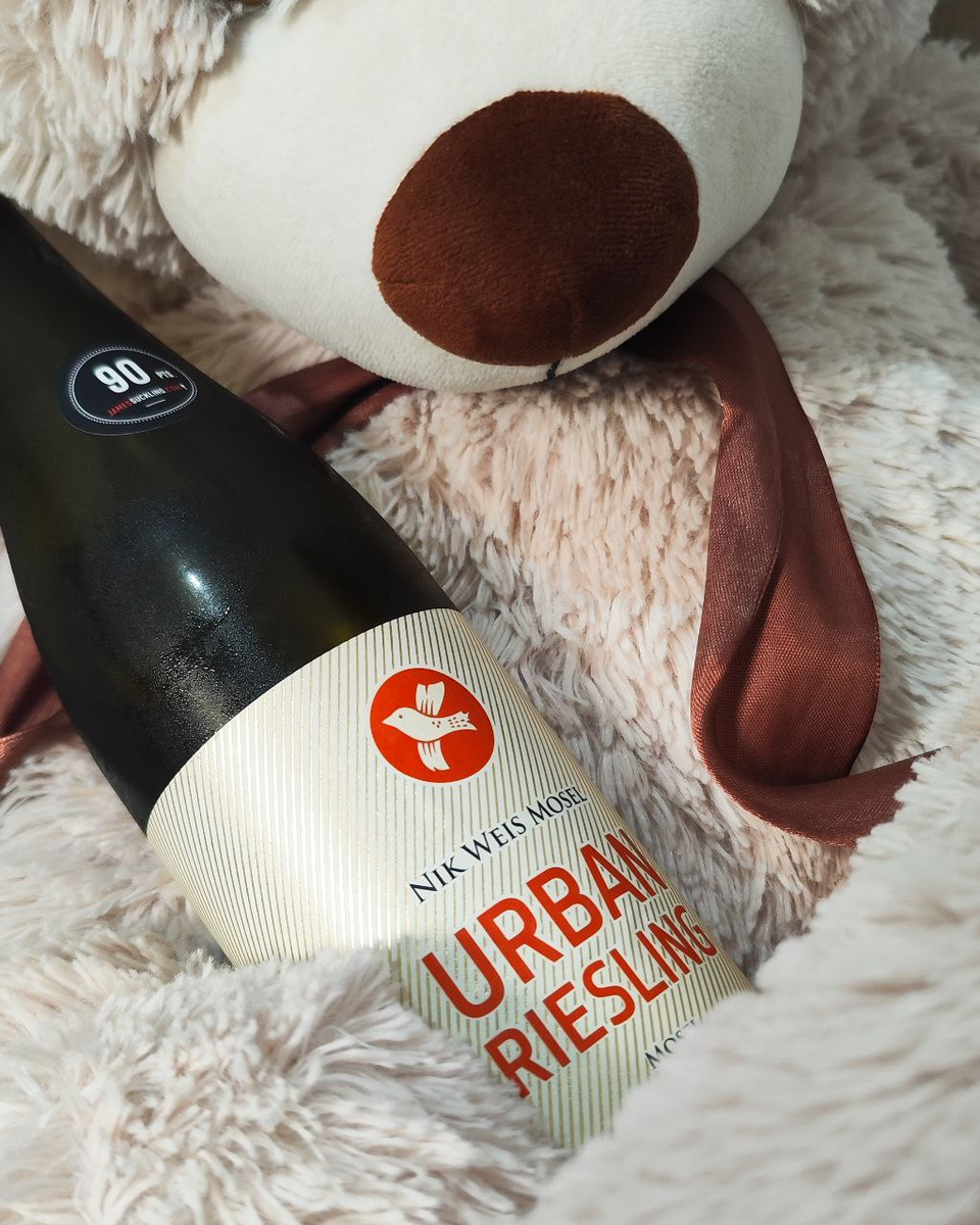 Nik Weis Urban Riesling. Урбан Рислинг Мозель. Urban Riesling Mosel. Urban Riesling вино. Nik weis riesling