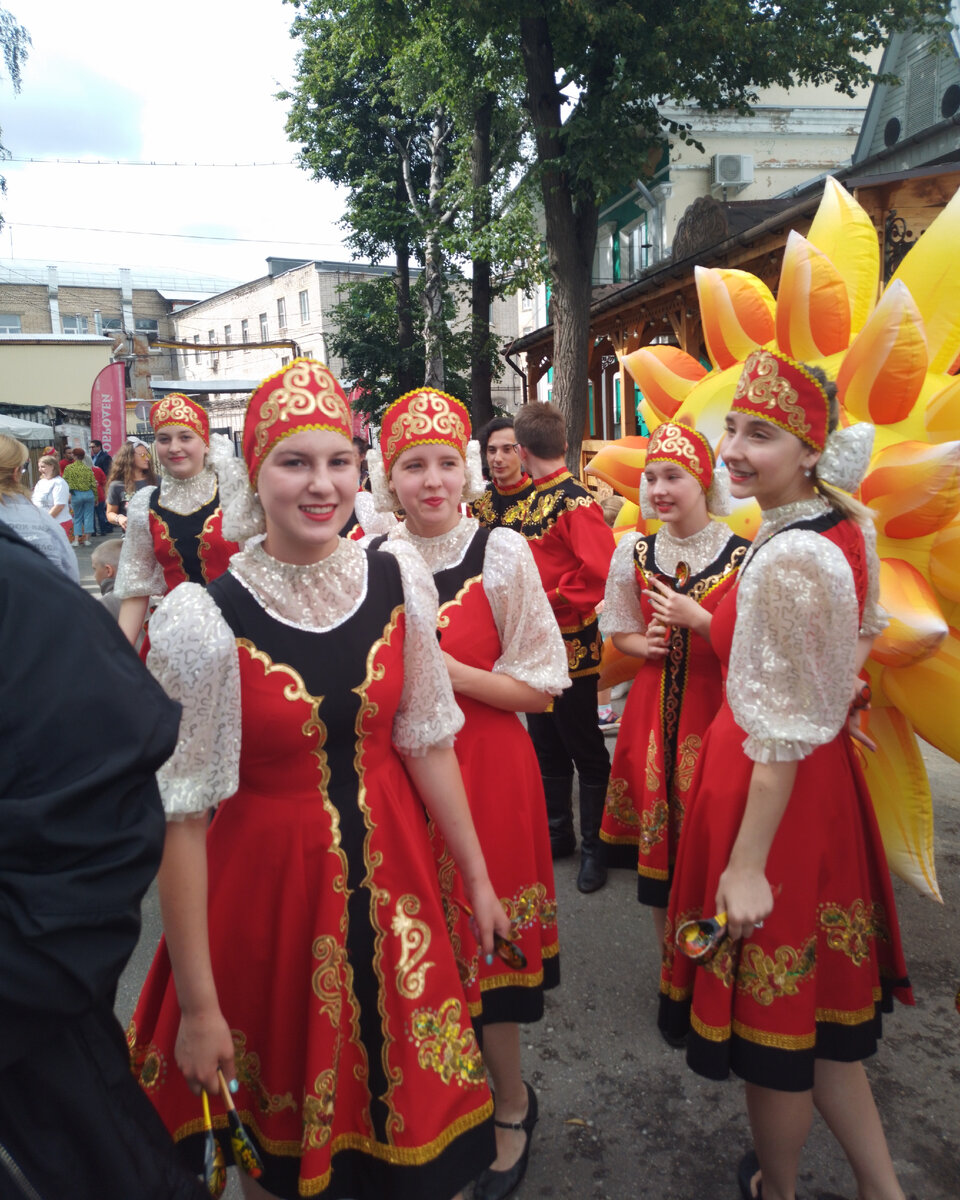 В Туле много мест, которые  можно посетить в выходные и неплохо отдохнуть.                Казанская набережная, музеи, парки...-19