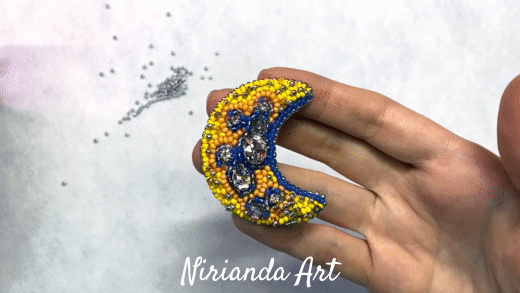 Брошь: Луна Импрессиониста