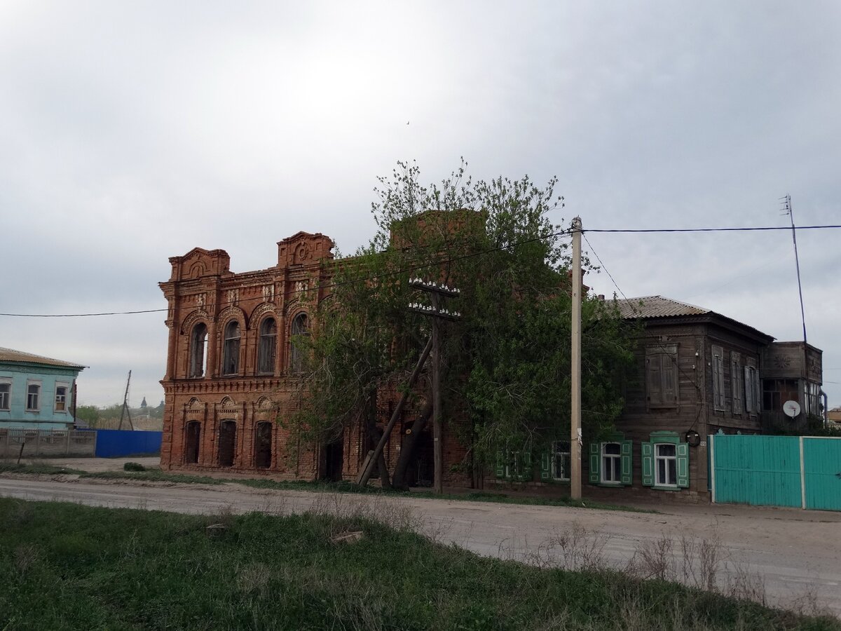 Яре астраханской. Капустин Яр село. Село Капустин Яр Капустин. Село Капустин Яр Астраханской области. Достопримечательности села Капустин Яр.