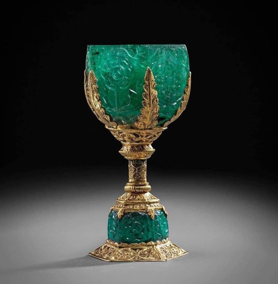 Примерно то же самое, ясности нет (Asian Art London, 2016)